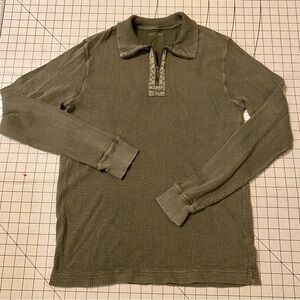 Calvin Klein men’s pullover sz M. Khaki green waffle knit. Excellent condition